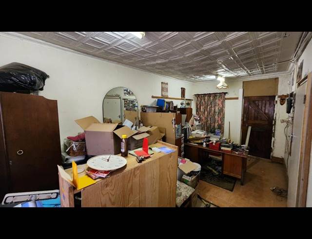 2 BEDROOM HOUSE FOR SALE IN BEZUIDENHOUT VALLEY